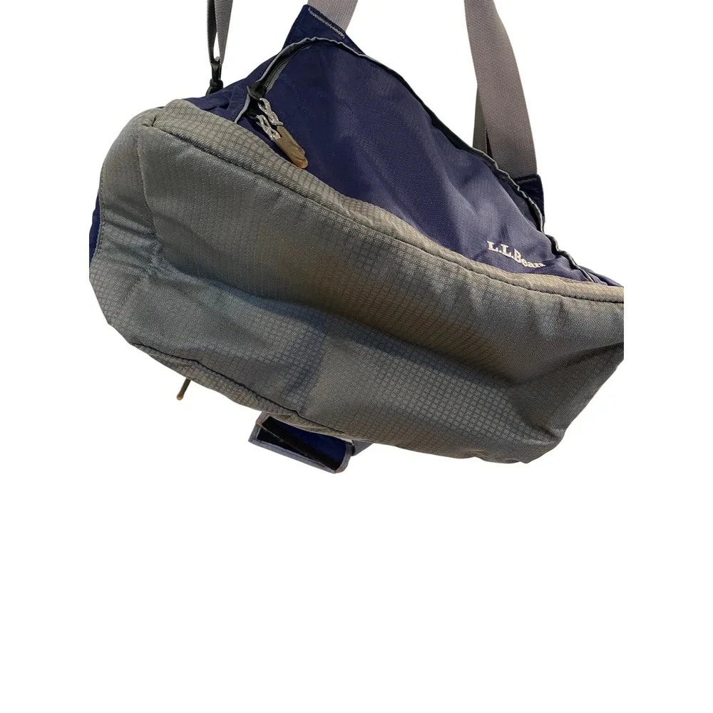 LL Bean Navy Blue Gray‎ Duffle Bag Travel Gym Weekender Carry On Insulated EUC